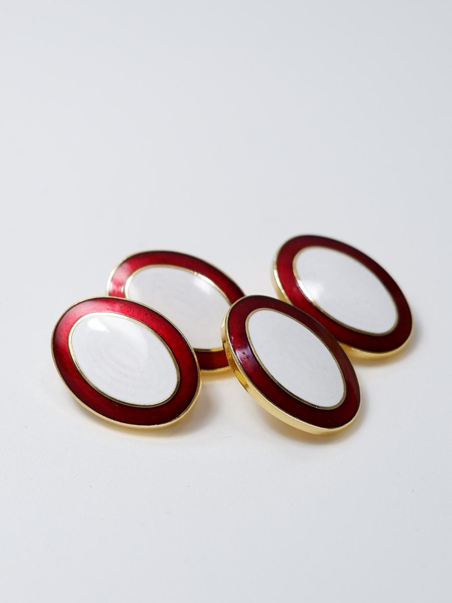 cuffbutW107b